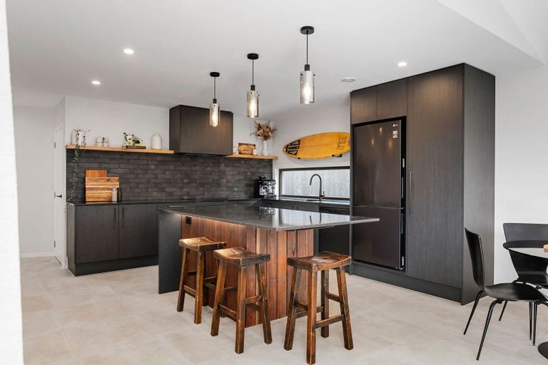 Photo of property in 18 Tunarau Street, Raglan, 3225