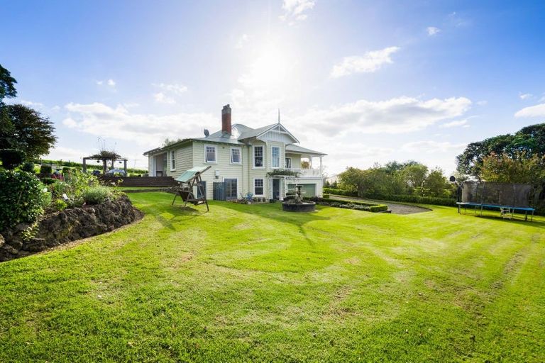 Photo of property in 140 Anzac Road, Pukekohe, 2120