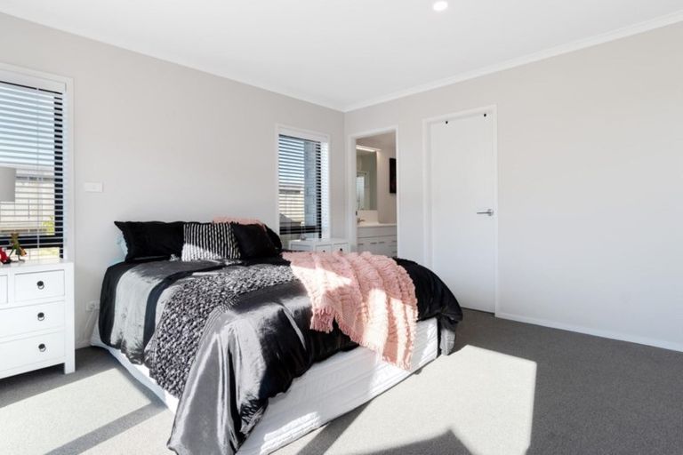 Photo of property in 14 Kuru Place, Papamoa, 3118