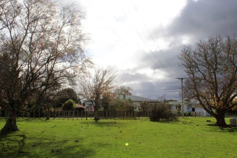 Photo of property in 346 Umutaoroa Road, Dannevirke, 4978