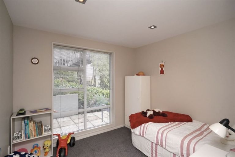 Photo of property in 42b Marama Crescent, Mount Pleasant, Christchurch, 8081
