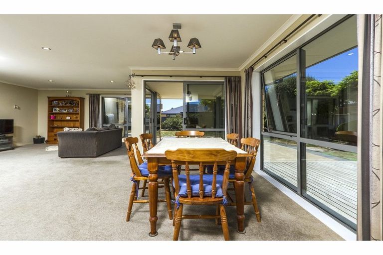 Photo of property in 14 Wanderers Avenue, Brightwater, 7022