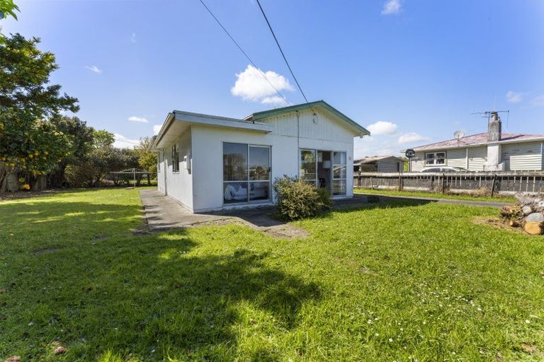 Photo of property in 42 Waerenga Road, Otaki, 5512