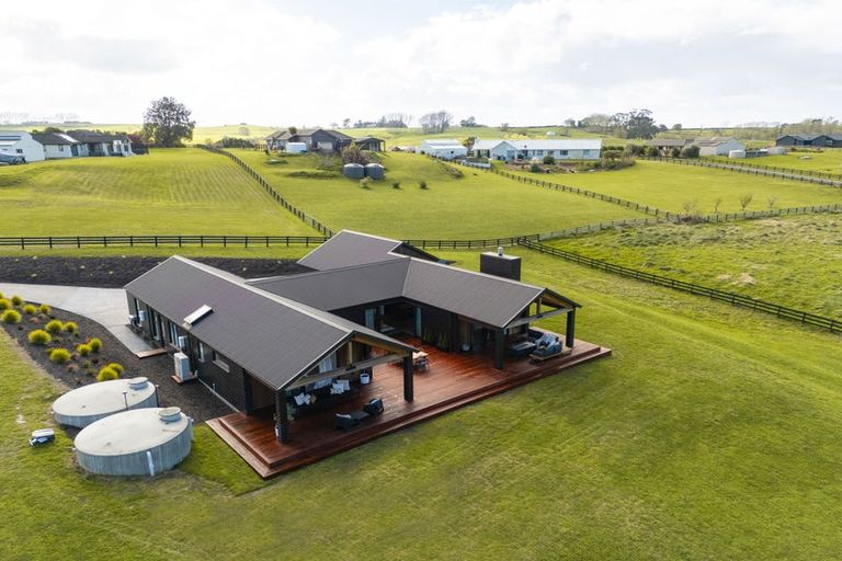 Photo of property in 18 Cellar Close, Te Kauwhata, 3782