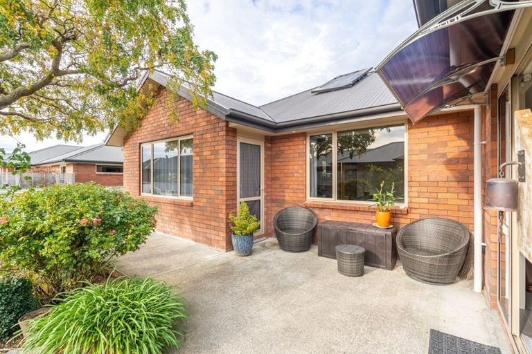 Photo of property in 96 Park Street, Winton, 9720