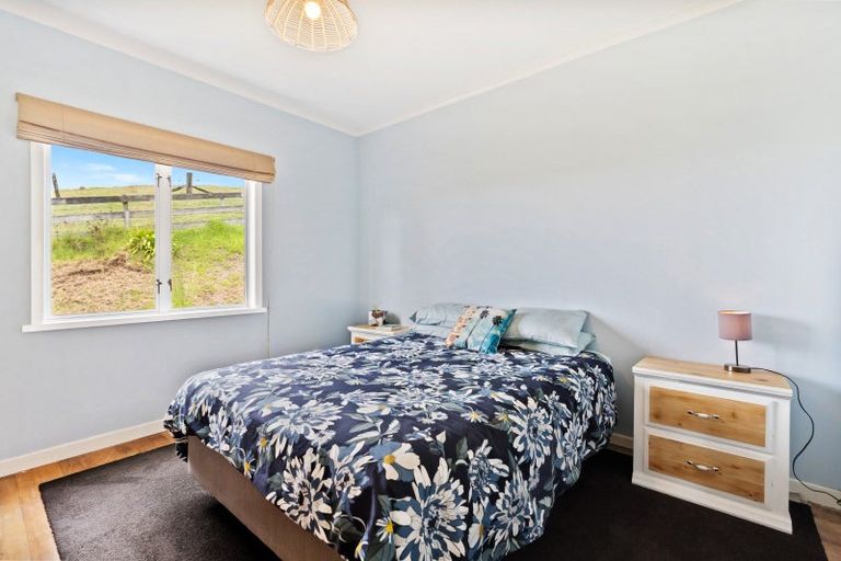 Photo of property in 25 Mapuna Road, Tangiteroria, 0381