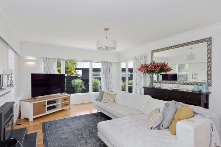 Photo of property in 600 Maunganui Road, Mount Maunganui, 3116