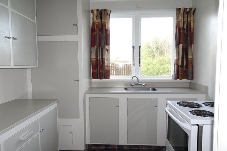 Photo of property in 218 Warwick Road, Mayfair, Hastings, 4122