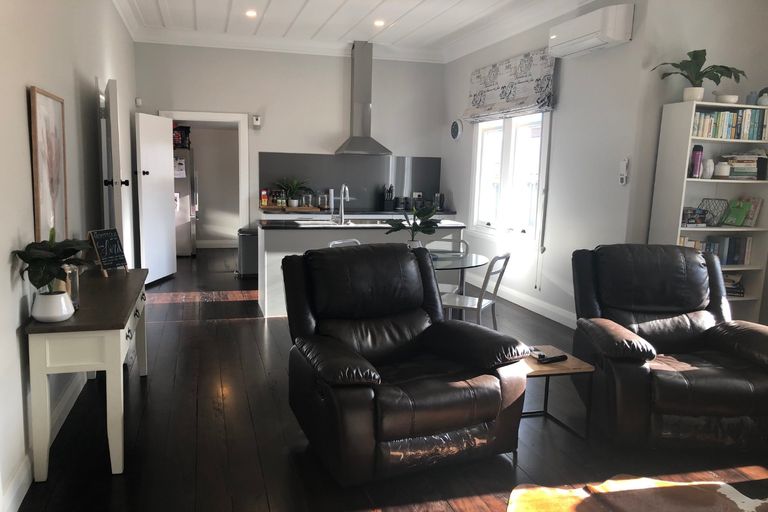 Photo of property in 1/7 Opaheke Road, Papakura, 2110