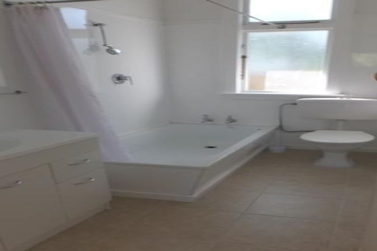 Photo of property in 71 Westholme Street, Strowan, Christchurch, 8052