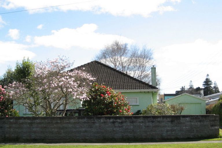 Photo of property in 9 Humphrey Street, Marton, 4710
