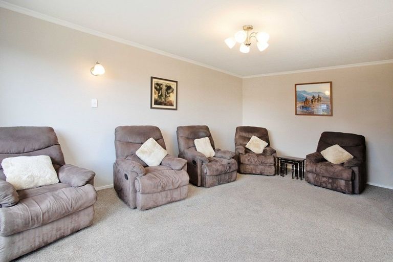 Photo of property in 19 Willis Street, Grasmere, Invercargill, 9810