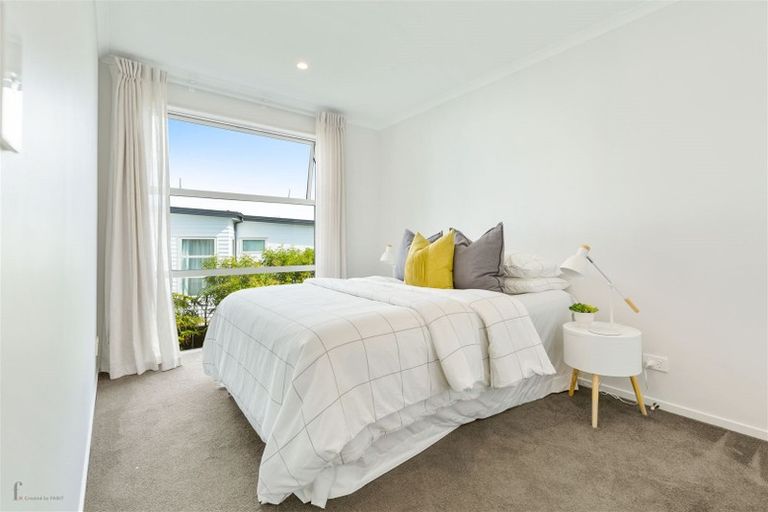 Photo of property in 9 Walter Merton Road, Hobsonville, Auckland, 0616