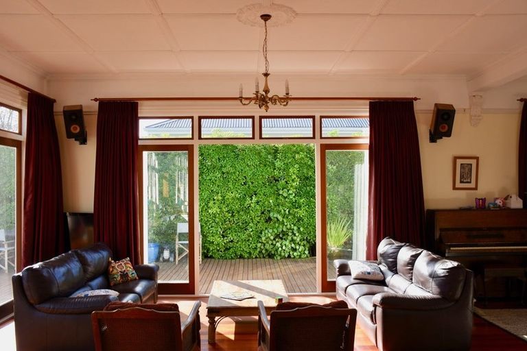 Photo of property in 47 Pine Street, Mount Eden, Auckland, 1041