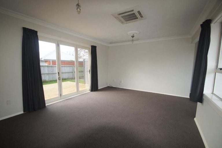 Photo of property in 17b Rochester Street, Linwood, Christchurch, 8062