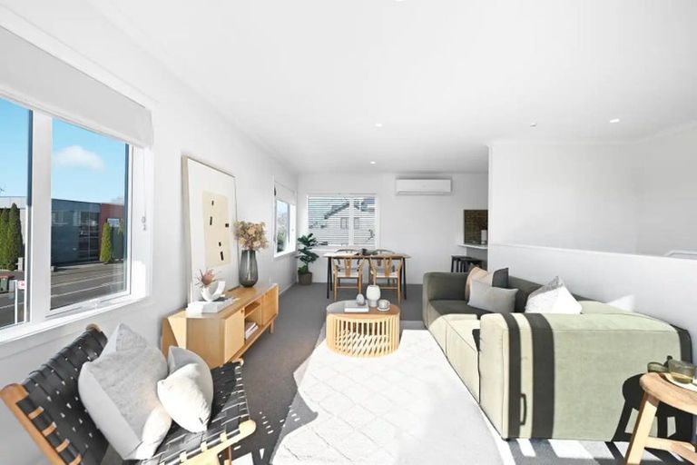 Photo of property in 1/1161 Victoria Street, Whitiora, Hamilton, 3200