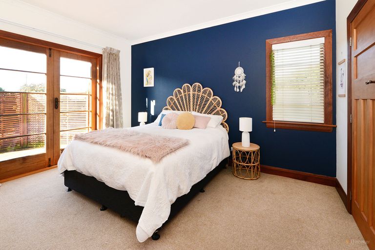 Photo of property in 17 Thackeray Street, Saint Andrews, 7988