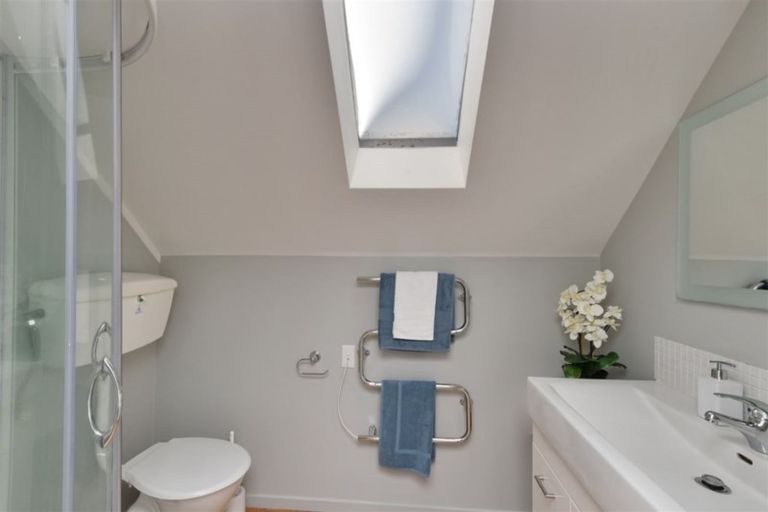 Photo of property in 241 Cannon Hill Crescent, Mount Pleasant, Christchurch, 8081