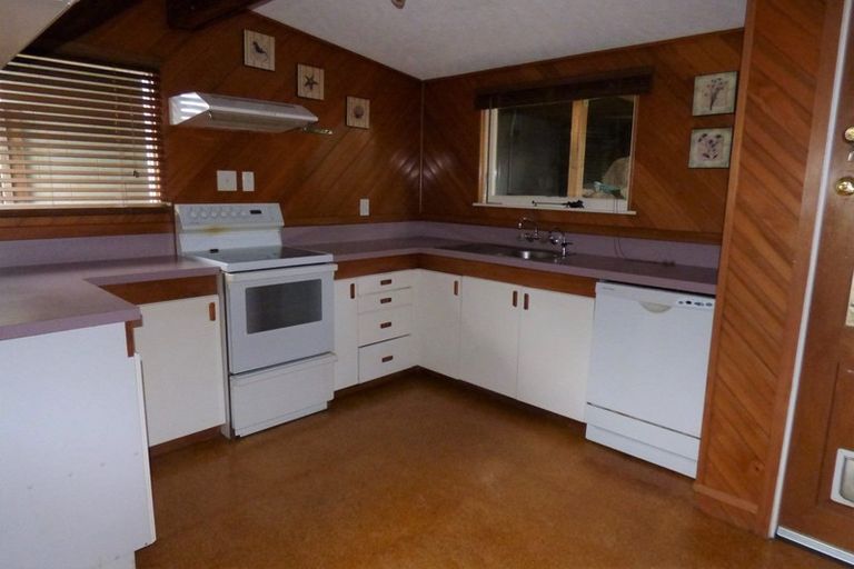 Photo of property in 28-30 Haven Street, Moeraki, Palmerston, 9482