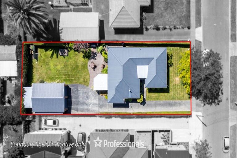 Photo of property in 34 Oxford Crescent, Ebdentown, Upper Hutt, 5018