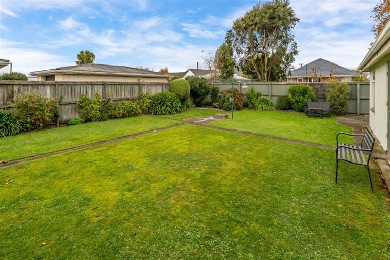 Photo of property in 299 Wairakei Road, Bryndwr, Christchurch, 8053