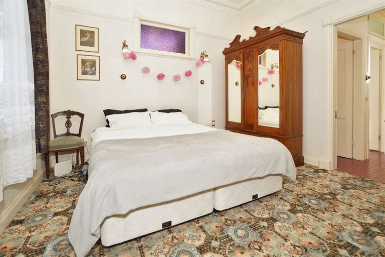 Photo of property in 1 Knighton Road, Hillcrest, Hamilton, 3216