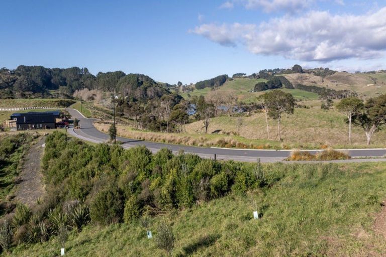 Photo of property in 9 Kapokapowai Street, Raglan, 3225