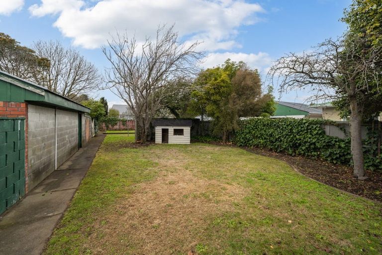 Photo of property in 21 Inwoods Road, Parklands, Christchurch, 8083