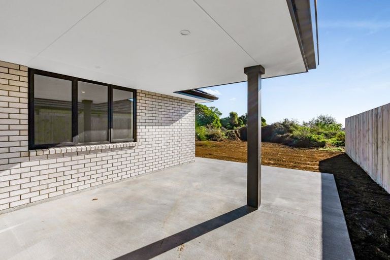 Photo of property in 21c Portland Drive, Mangorei, New Plymouth, 4312