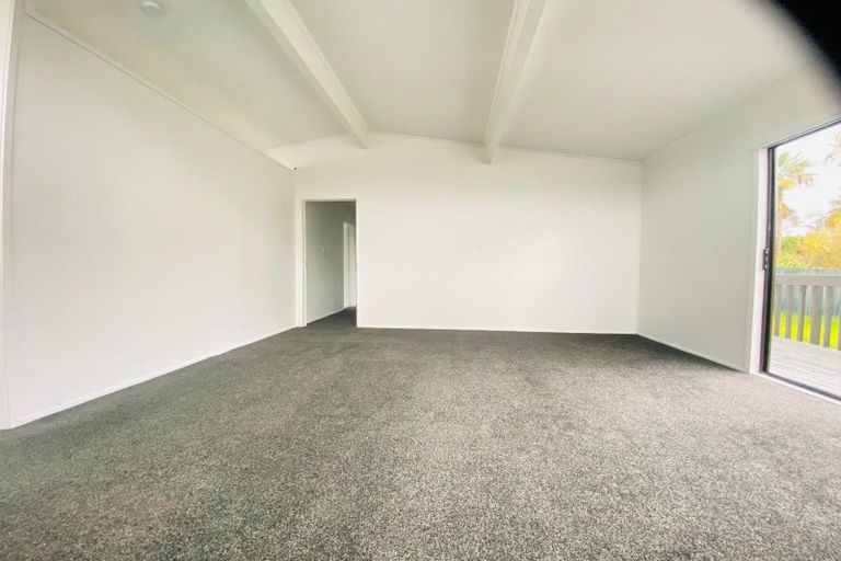 Photo of property in 34 Tabitha Crescent, Henderson, Auckland, 0612