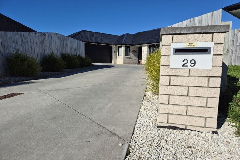 Photo of property in 29 Inuwai Street, Glenview, Hamilton, 3206