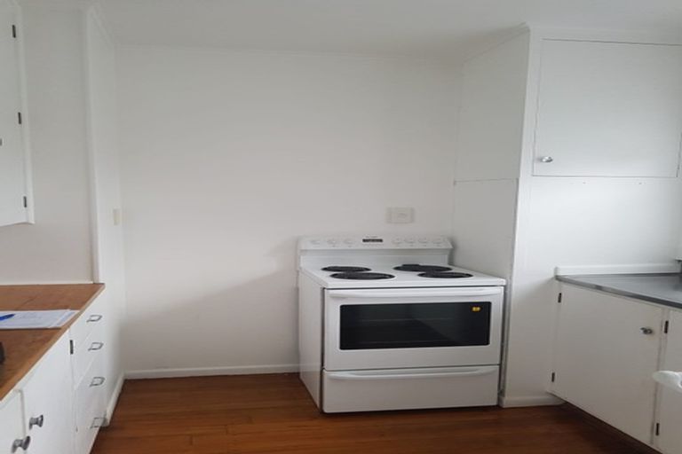 Photo of property in 6/5 Aratonga Avenue, Greenlane, Auckland, 1051