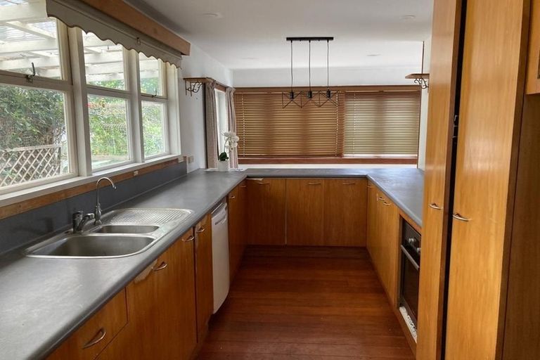 Photo of property in 22 Royston Street, Rosehill, Papakura, 2113