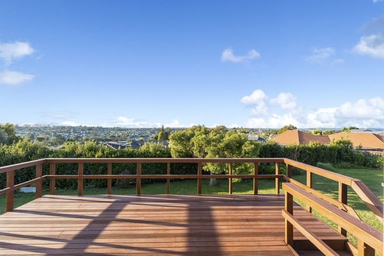 Photo of property in 175 Waimumu Road, Massey, Auckland, 0614