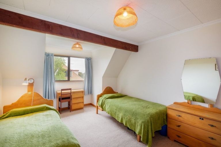 Photo of property in 2/29 Celia Street, Redcliffs, Christchurch, 8081