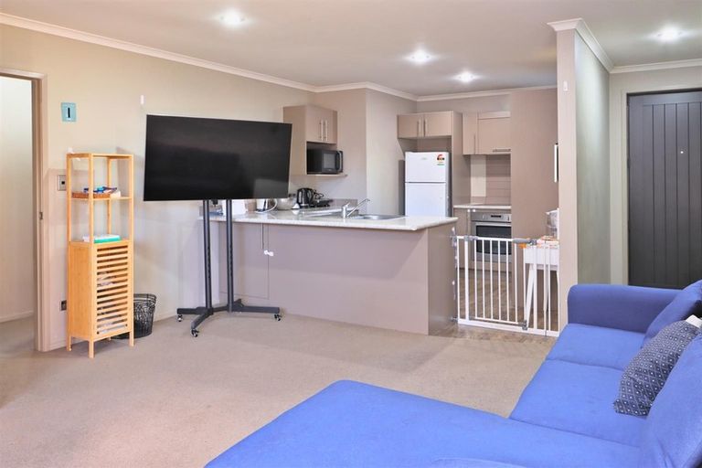 Photo of property in 1/31 Jones Crescent, Melville, Hamilton, 3206