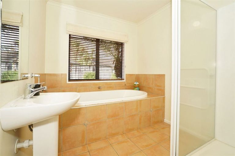 Photo of property in 14 Blairgowrie Place, Rototuna North, Hamilton, 3210