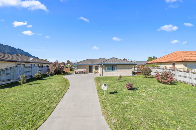 Photo of property in 22 Vogel Place, Te Aroha, 3320