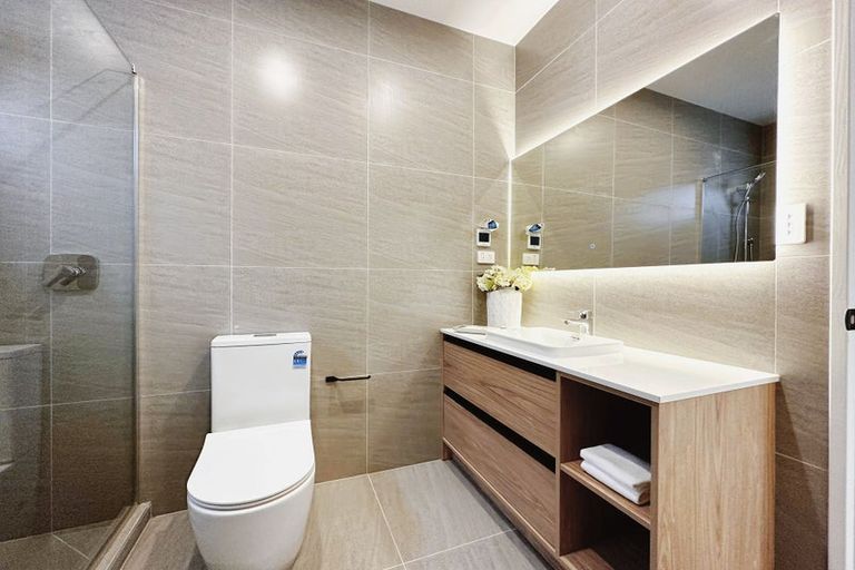 Photo of property in 32 Clara Road, Silverdale, 0932