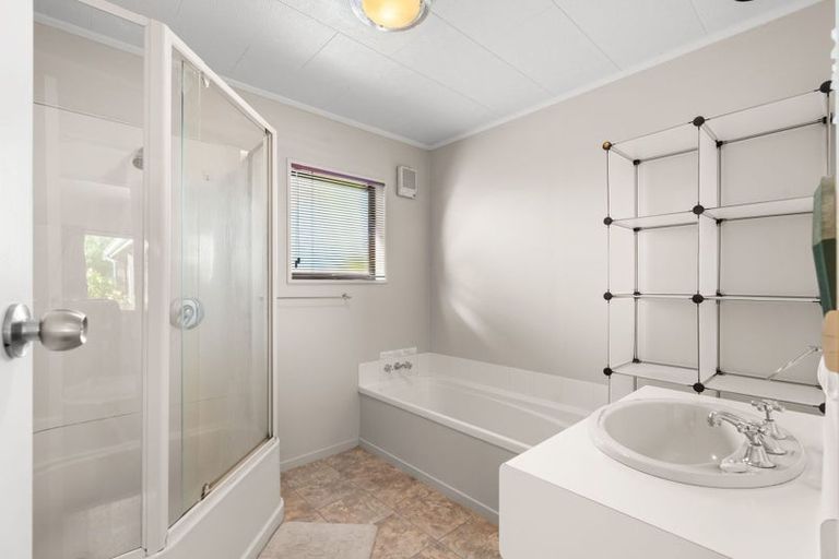 Photo of property in 5 Westview Crescent, West Melton, 7618