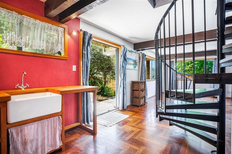 Photo of property in 28 Stillwater Crescent, Stillwater, Silverdale, 0993