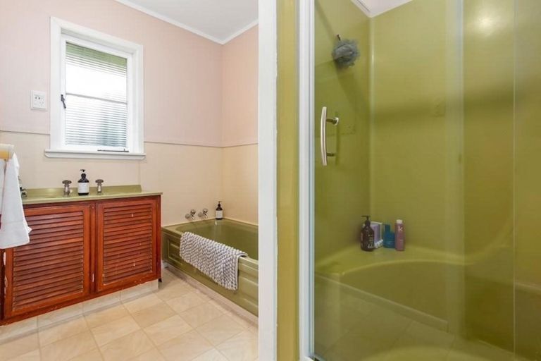 Photo of property in 90 Mcentee Road, Waitakere, Auckland, 0816