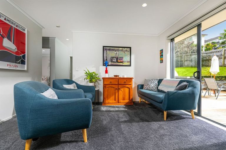 Photo of property in 47 San Marino Drive West, Henderson, Auckland, 0612