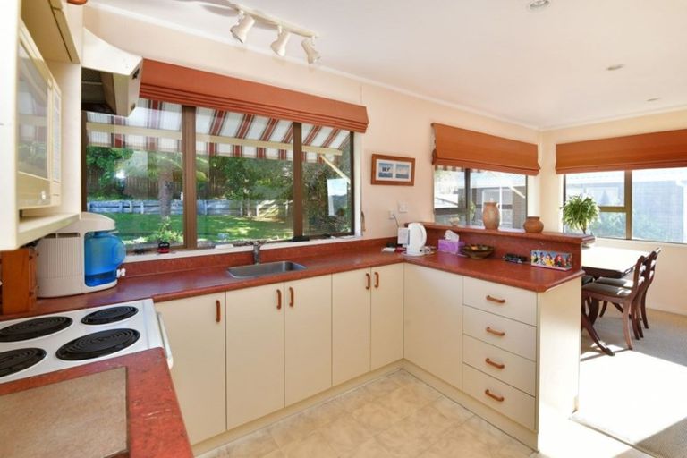 Photo of property in 17 Polkinghorne Drive, Manly, Whangaparaoa, 0930