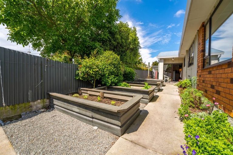 Photo of property in 2/13 Andrew Street, Marchwiel, Timaru, 7910