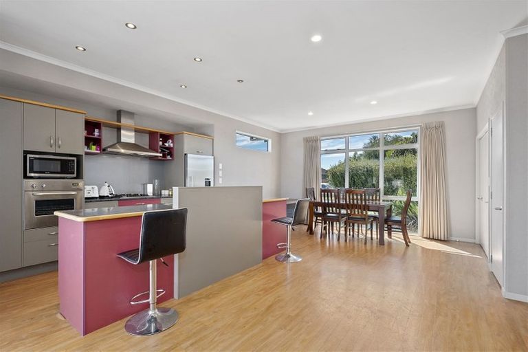 Photo of property in 10 Marick Place, Papamoa Beach, Papamoa, 3118