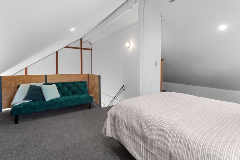 Photo of property in 22 Kamo Road, Regent, Whangarei, 0112