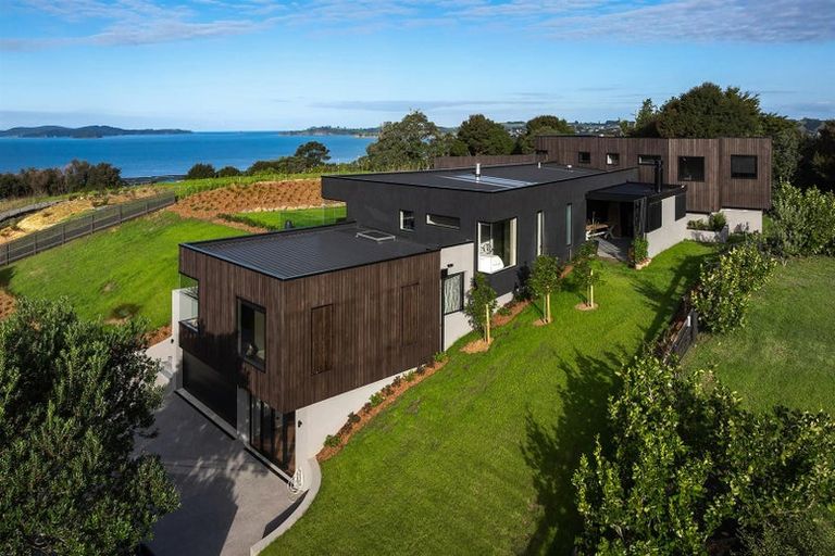 Photo of property in 6 Arabella Lane, Snells Beach, 0920