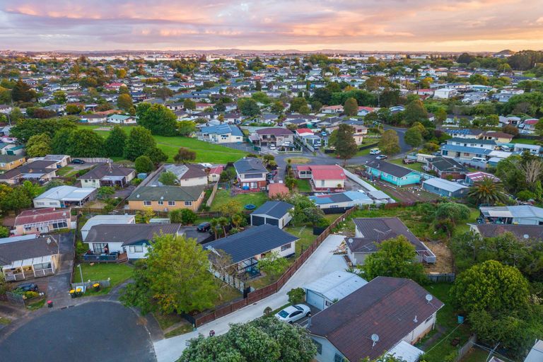 Photo of property in 7 Holborn Place, Papatoetoe, Auckland, 2025