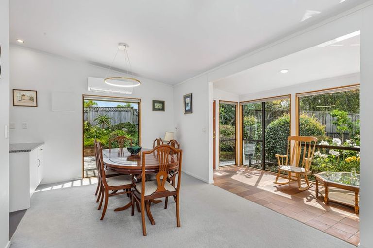 Photo of property in 1/16 Arran Road, Browns Bay, Auckland, 0630